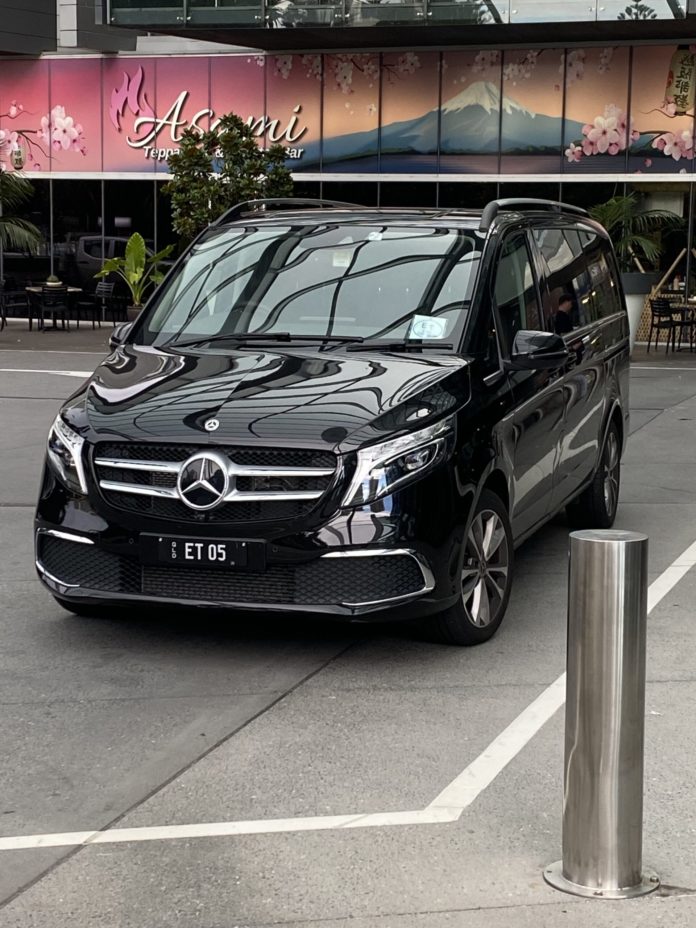 Gold Coast Airport to Surfers Paradise Private Transfer